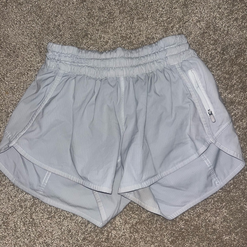 LULULEMON white shorts
